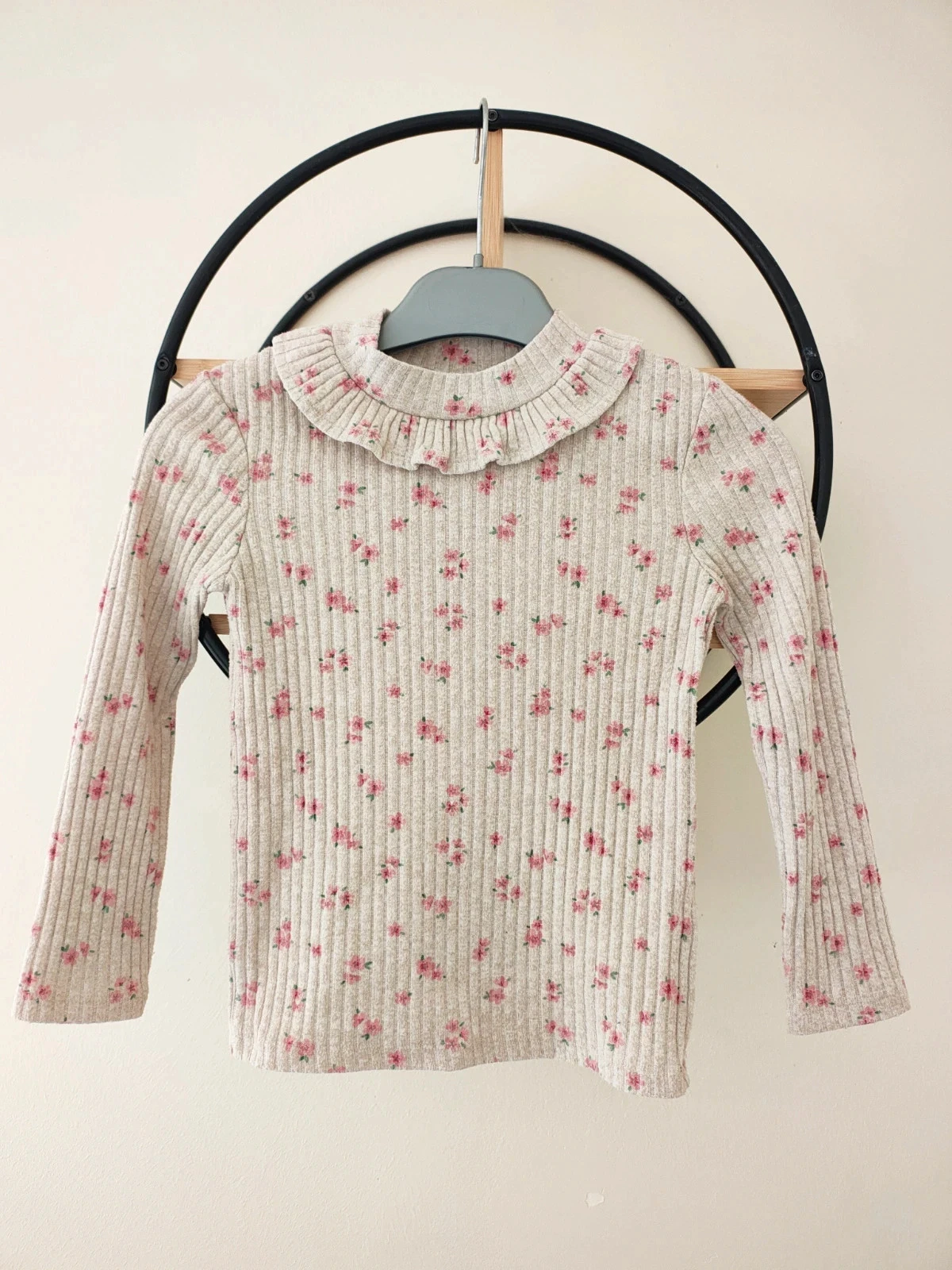 6 ans Teeshirt côtelé ( étiquette coupée)